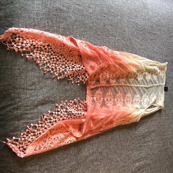 BKE boutique ombré lace vest cardigan size S - Picture 1 of 2